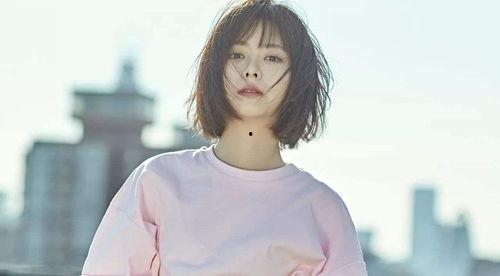 谭松韵娱乐吃瓜八卦微博,揭秘明星幕后故事，吃瓜群众狂欢时刻！”  第2张