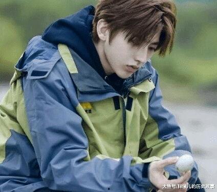 吃瓜娱乐间蔡徐坤是真的吗,吃瓜娱乐间真相大起底  第2张